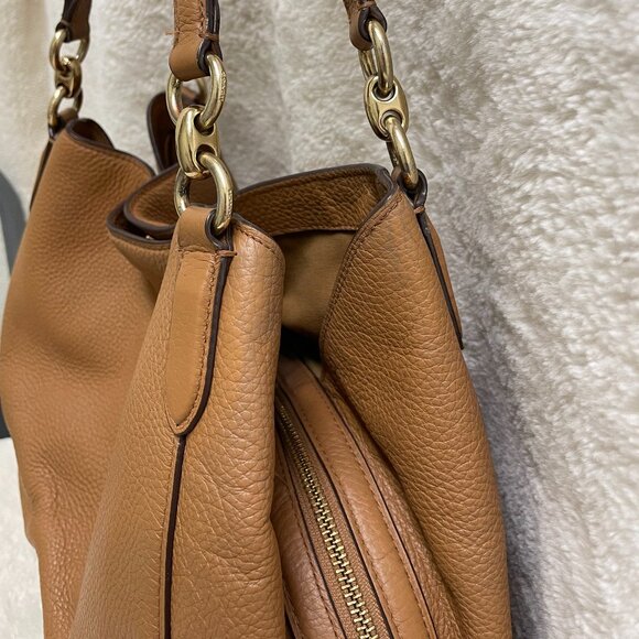 Large Coach, Hallie F80268,Shoulder Bag in Light Saddle Brown - Picture 7 of 16